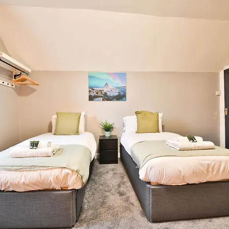 Apartman April Disc - Long - Contractors *